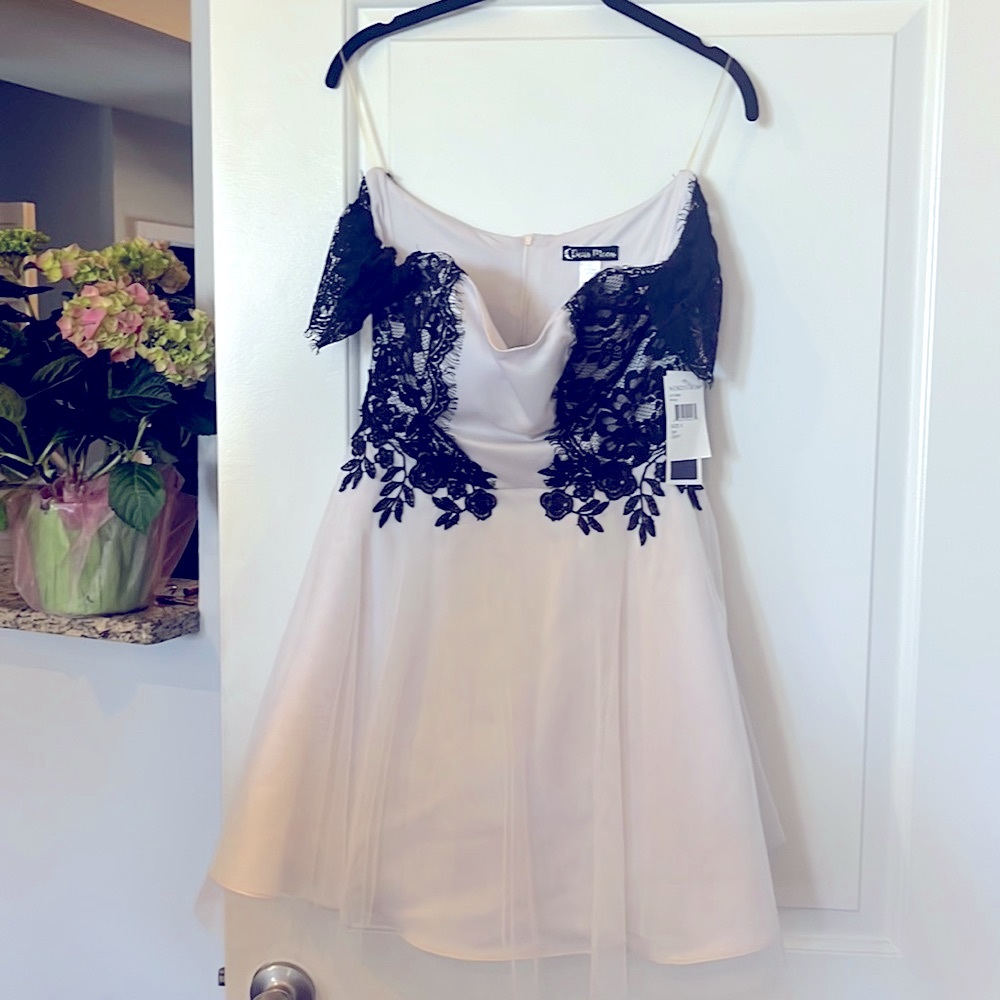 Nordstrom Dear Moon black and white dress